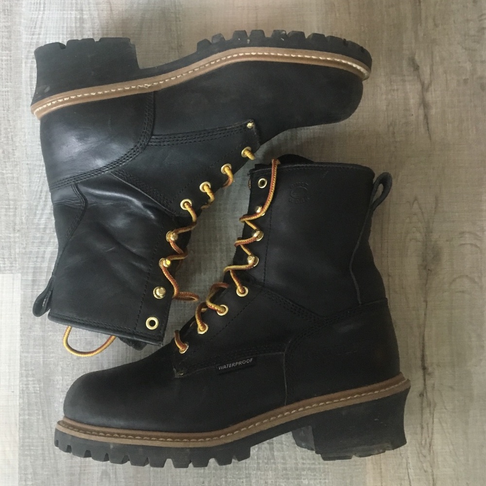Woman’s Carolina Logger boots size 9.5